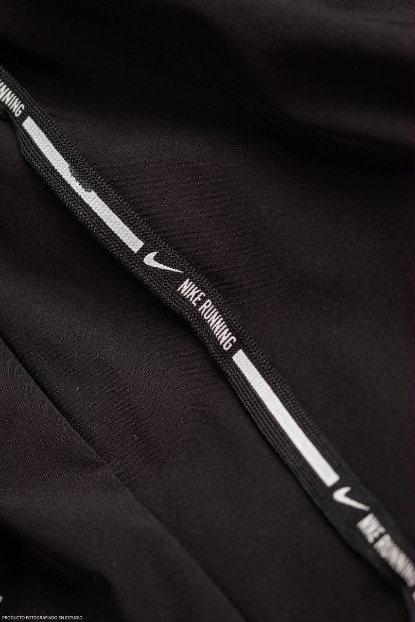 Pantaloneta Running Nike Plizada
