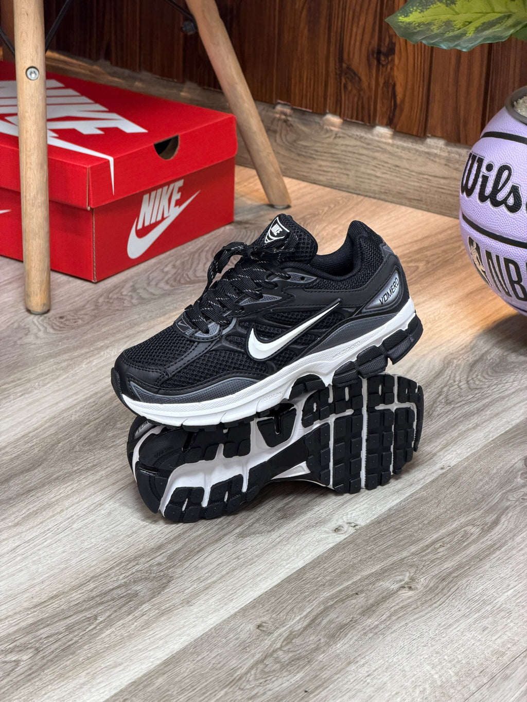 Nike Vomero - Mujer