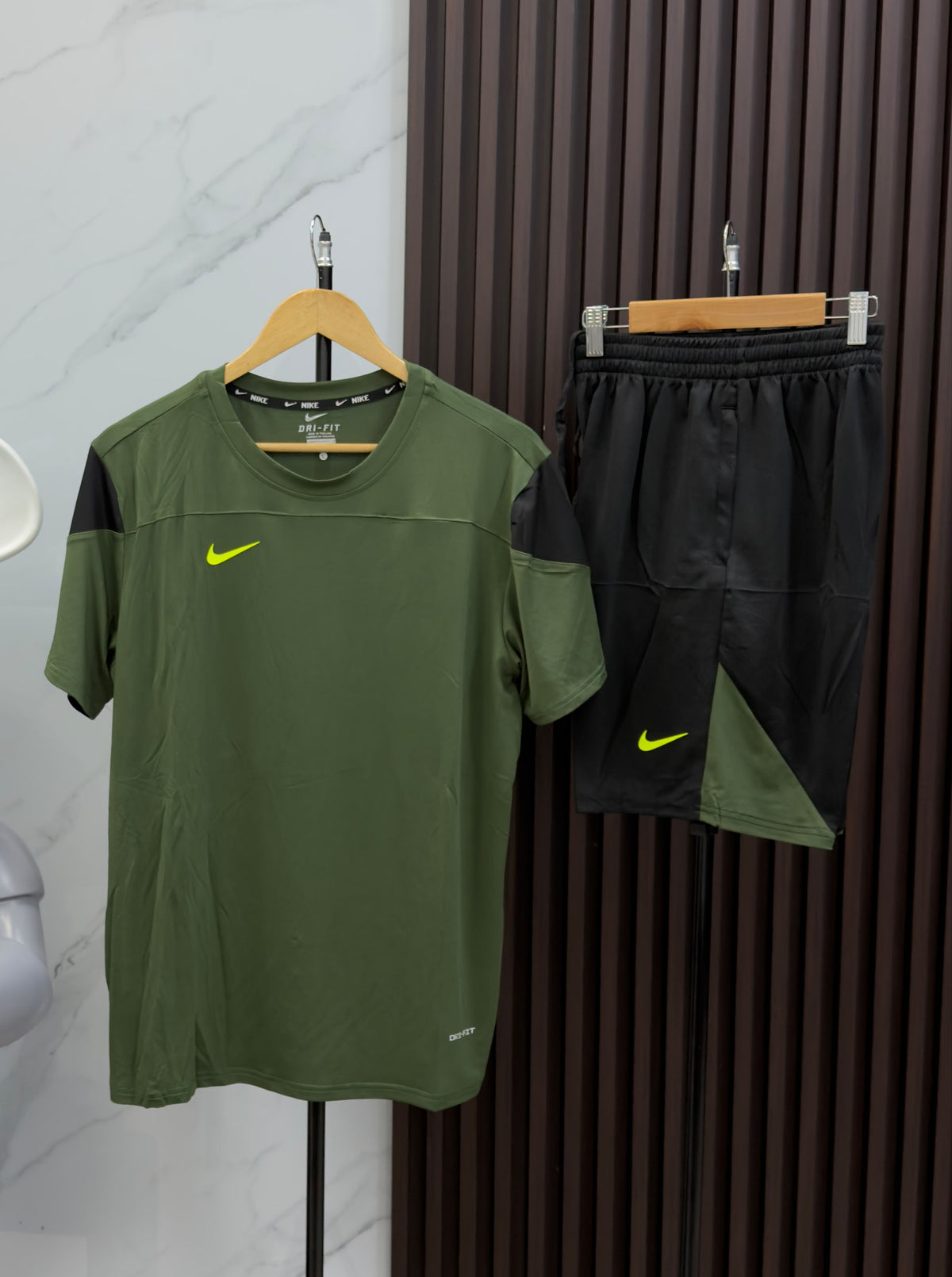Conjunto Deportivo Dri-Fit Nike