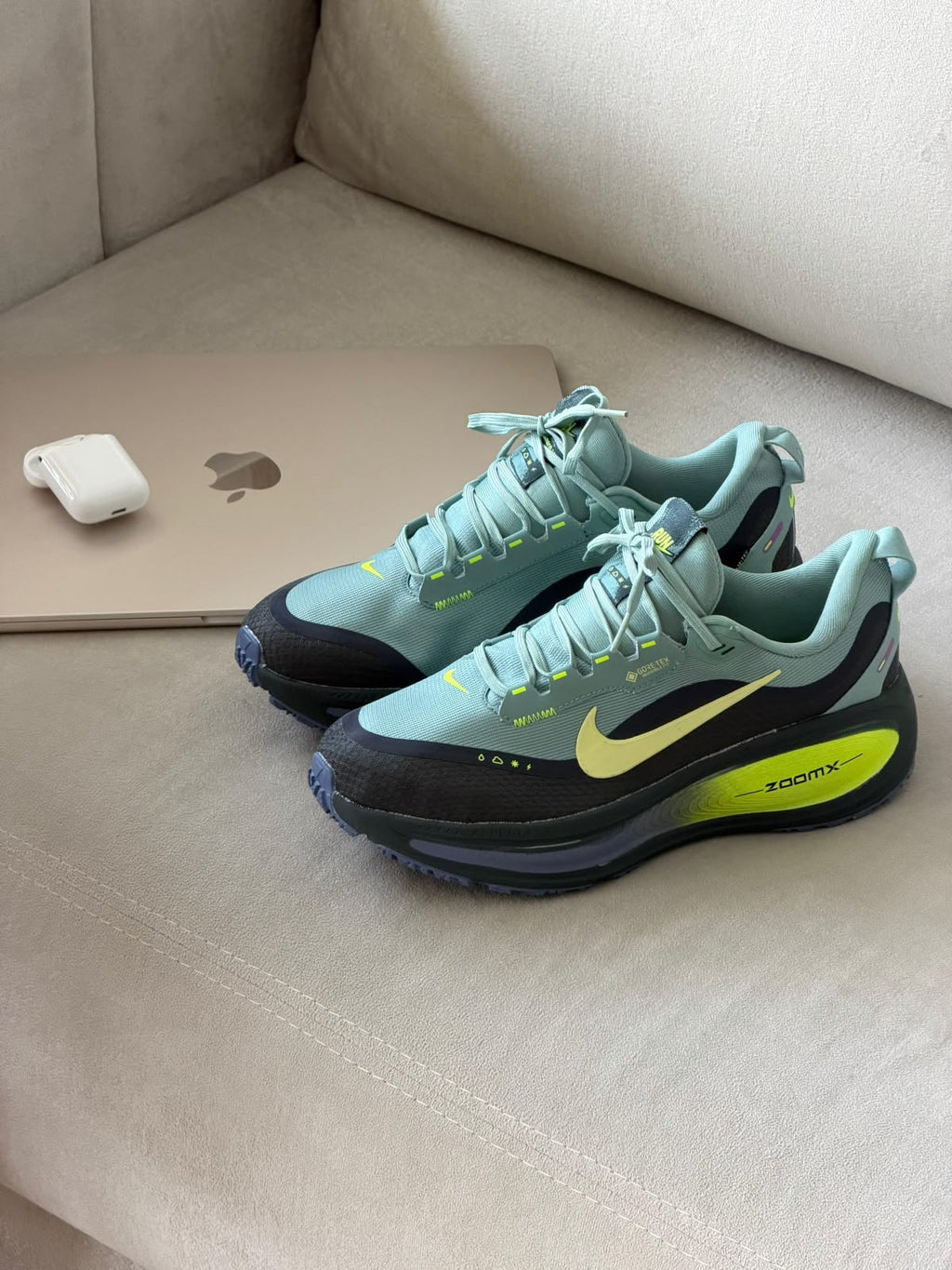 Nike Vomero 18 GoreTex- Hombre