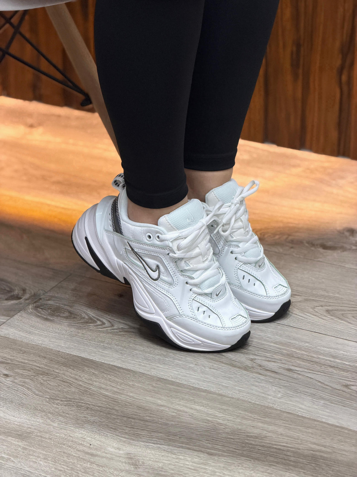 Nike Tecno- Mujer