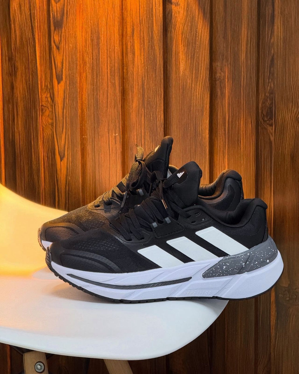 Adidas Questar - Hombre
