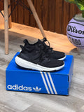 Adidas Ultrabost- Unisex