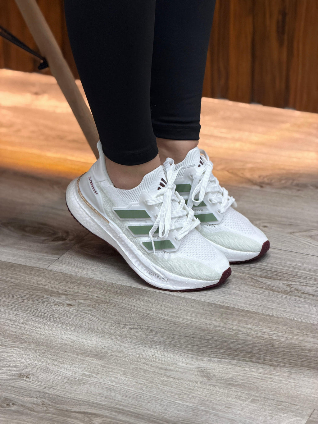 Adidas Ultrabost- Unisex