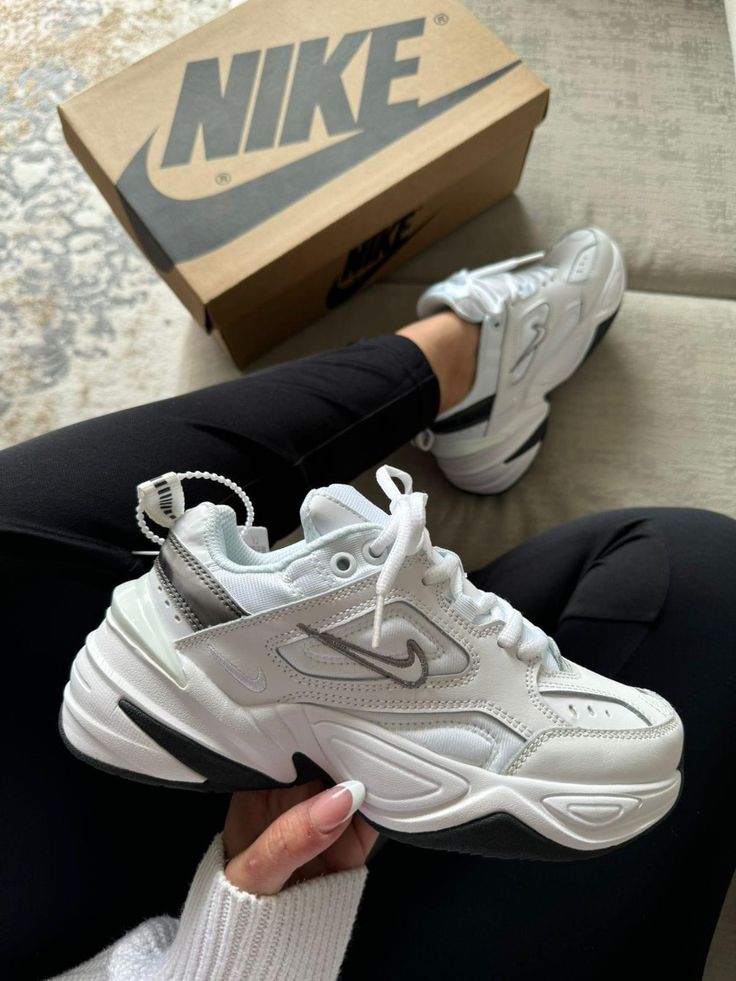 Nike Tecno- Mujer