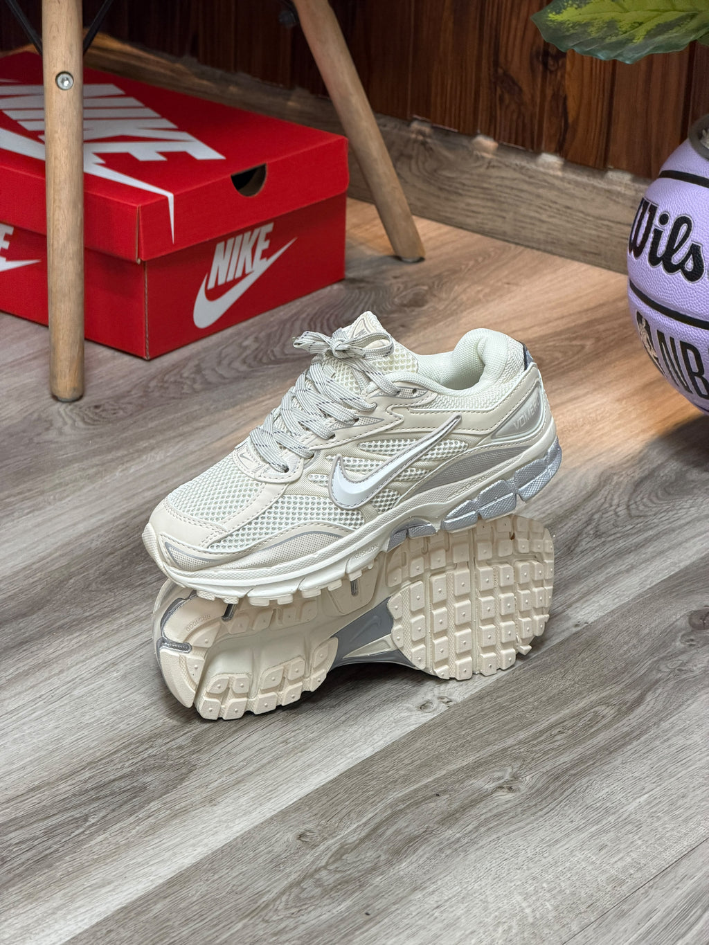 Nike Vomero - Mujer